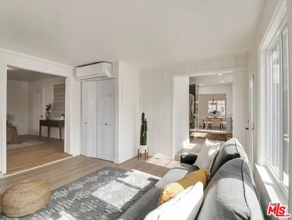 $999,999 | 440 West Ellis Avenue, Inglewood, CA 90302