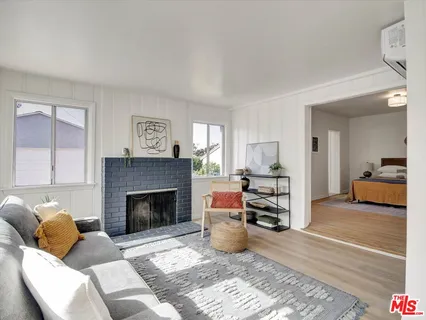$999,999 | 440 West Ellis Avenue, Inglewood, CA 90302