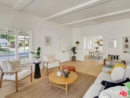 $999,999 | 440 West Ellis Avenue, Inglewood, CA 90302