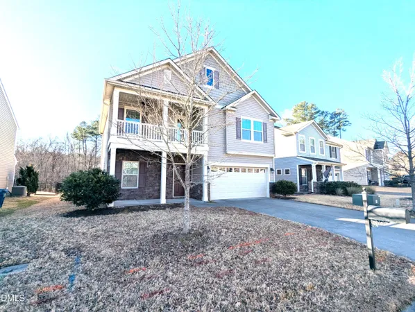 $2,270 | 833 Poplar Street, Durham, NC 27703