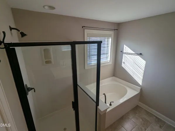 $2,270 | 833 Poplar Street, Durham, NC 27703