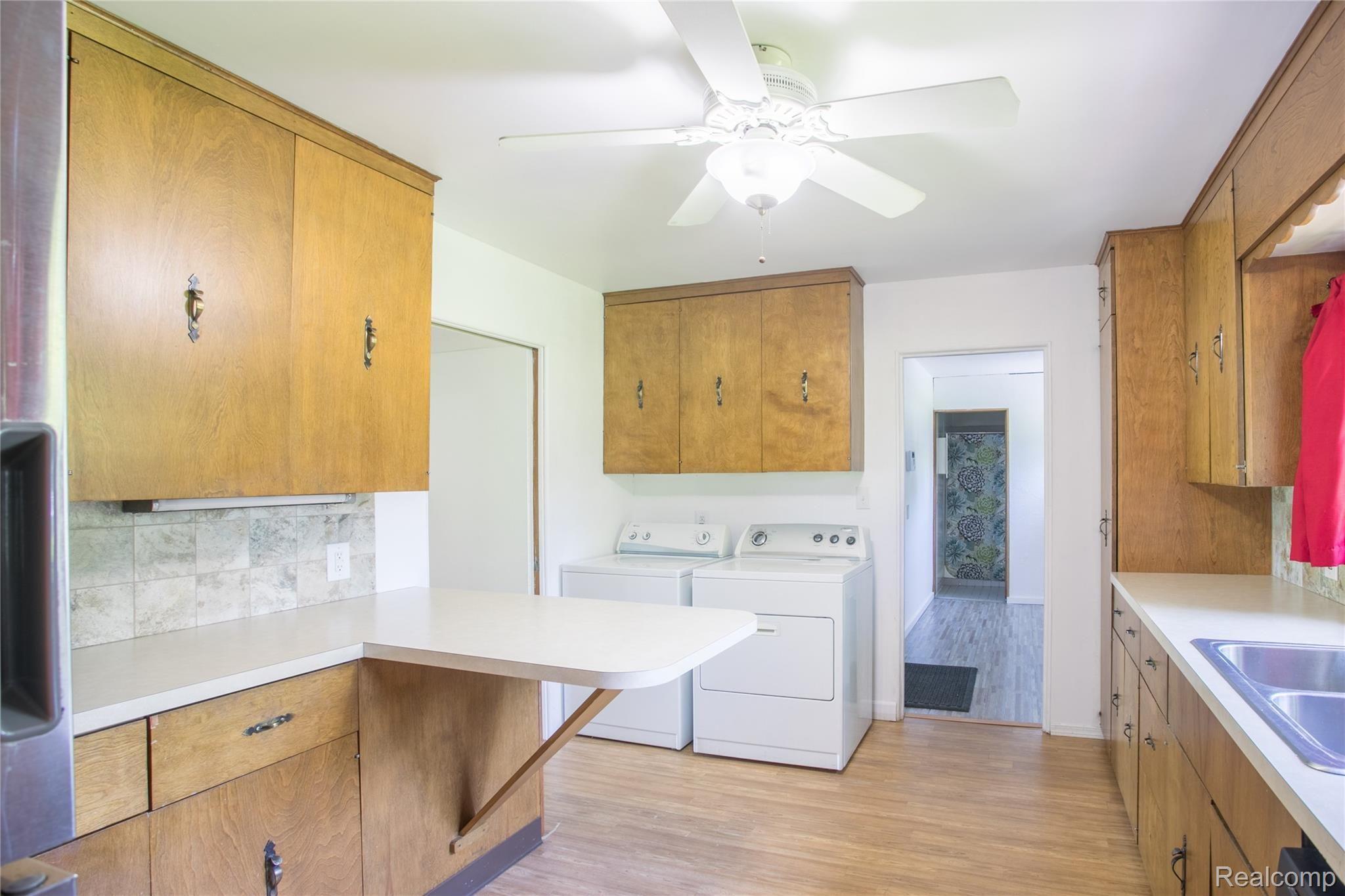 9394 Beecher Road Flushing, MI 48433 - Photo 7 of 22 TIDP9678-HDR.jpg