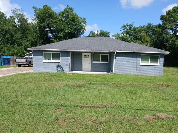 $1,650 | 213 Newman Road, La Marque, TX 77568