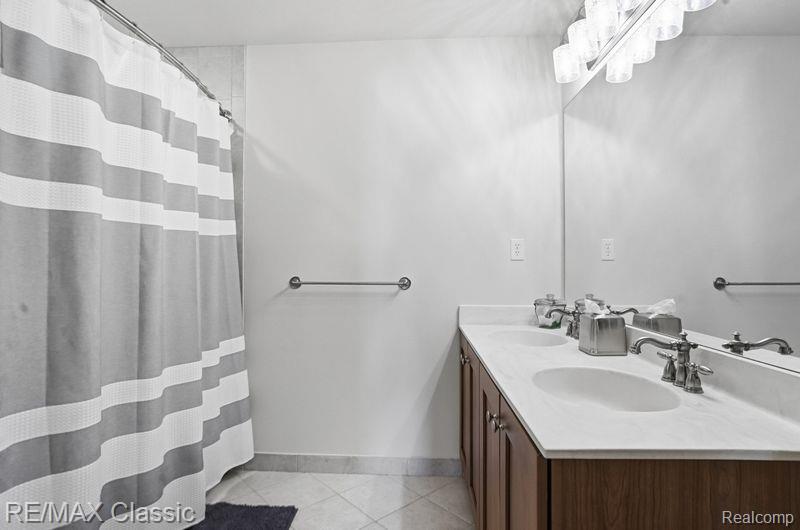 24803 Reeds Pointe Drive Novi, MI 48374 - Photo 34 of 53