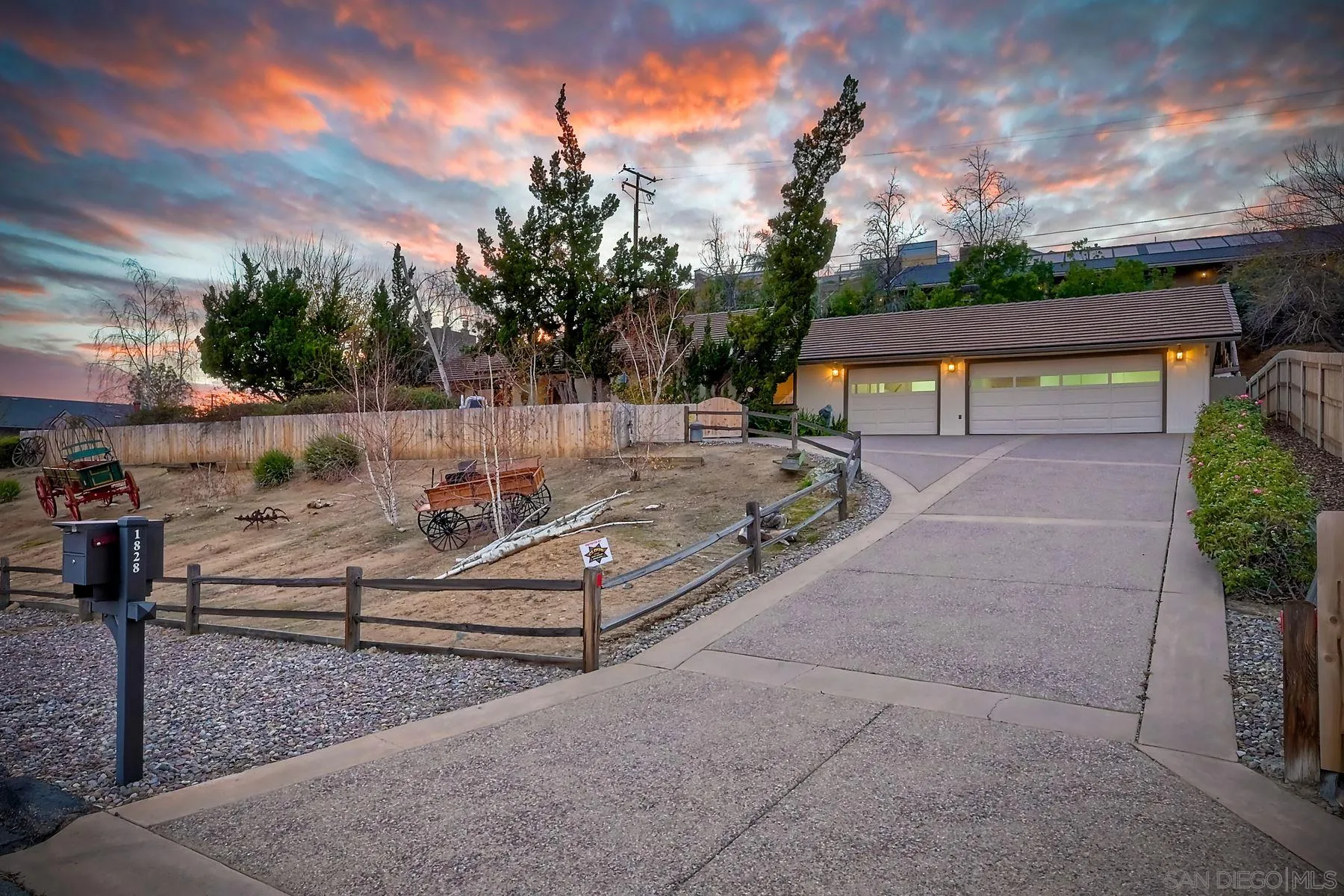 1828 Pine View Road Alpine, CA 91901 - Photo 52 of 53 a view of a terrace with sitting area