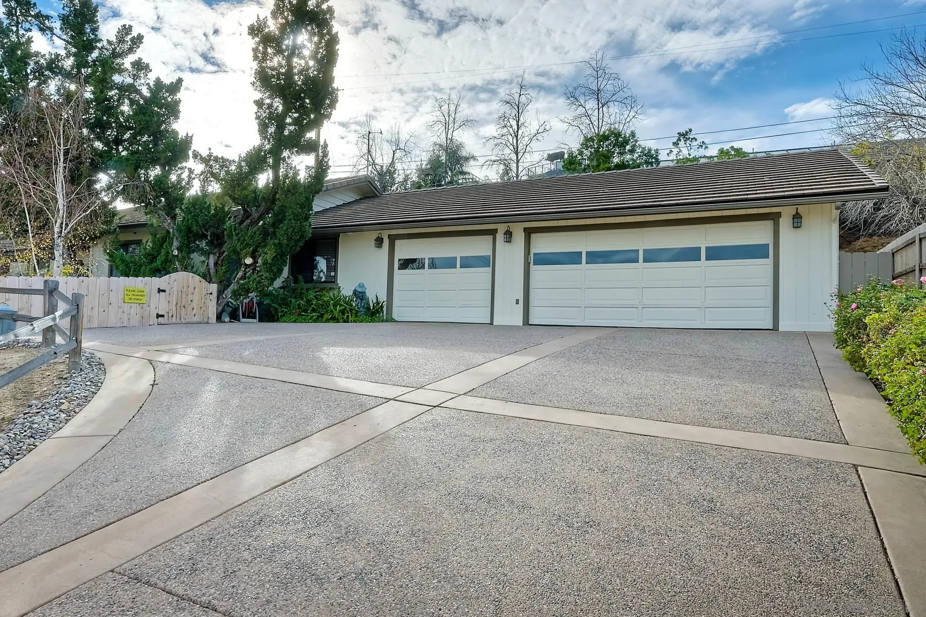 1828 Pine View Road Alpine, CA 91901 - Photo 8 of 53 a house view with a outdoor space