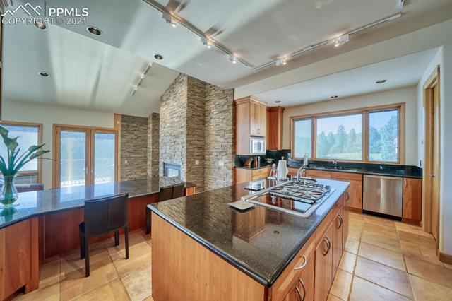 4755 Elk Valley Road Divide, CO 80814 - Photo 15 of 40