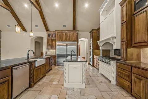 $1,150,000 | 7809 Bella Flora Drive, Fort Worth, TX 76126