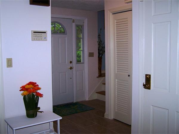 124 Bellevue Road Andover, MA 01810 - Photo 3 of 23