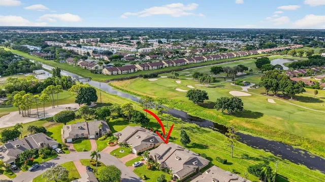 $283,500 | 6869 Fountains Circle, Unit 6869, Lake Worth, FL 33467