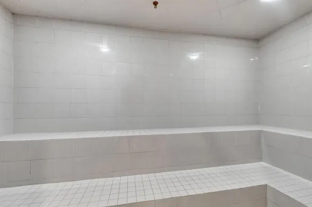 $283,500 | 6869 Fountains Circle, Unit 6869, Lake Worth, FL 33467