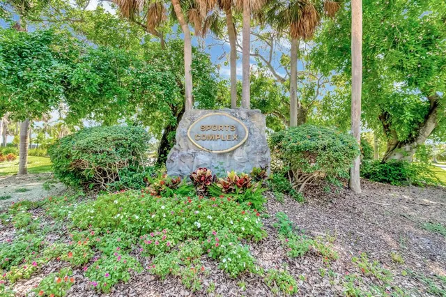 $283,500 | 6869 Fountains Circle, Unit 6869, Lake Worth, FL 33467