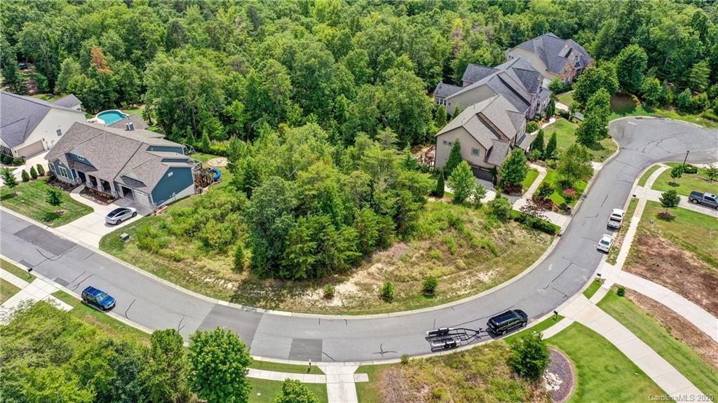 353 Calming Way, Unit 80 Tega Cay, SC 29708 - Photo 2 of 5