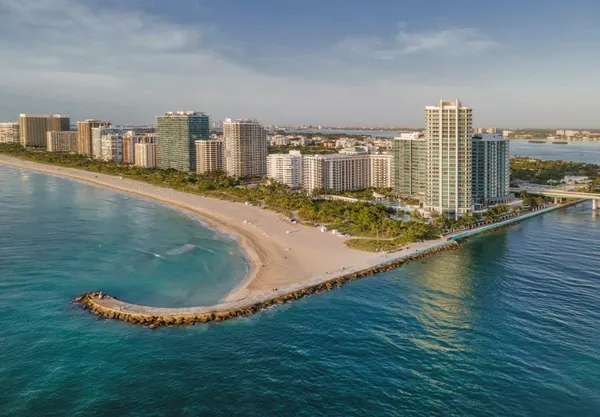 $149,995 | 1465 Northeast 123rd Street, Unit 714, North Miami, FL 33161