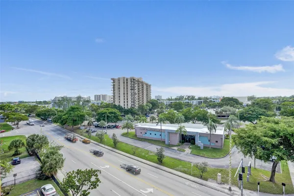 $149,995 | 1465 Northeast 123rd Street, Unit 714, North Miami, FL 33161