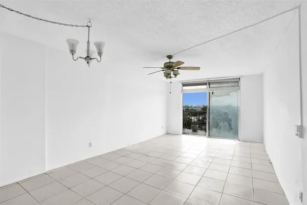 $149,995 | 1465 Northeast 123rd Street, Unit 714, North Miami, FL 33161