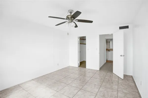$149,995 | 1465 Northeast 123rd Street, Unit 714, North Miami, FL 33161