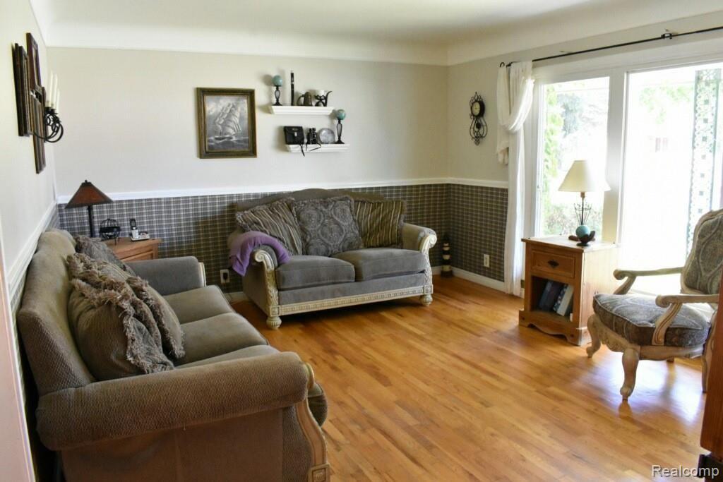 11164 Erdmann Road Sterling Heights, MI 48314 - Photo 23 of 24
