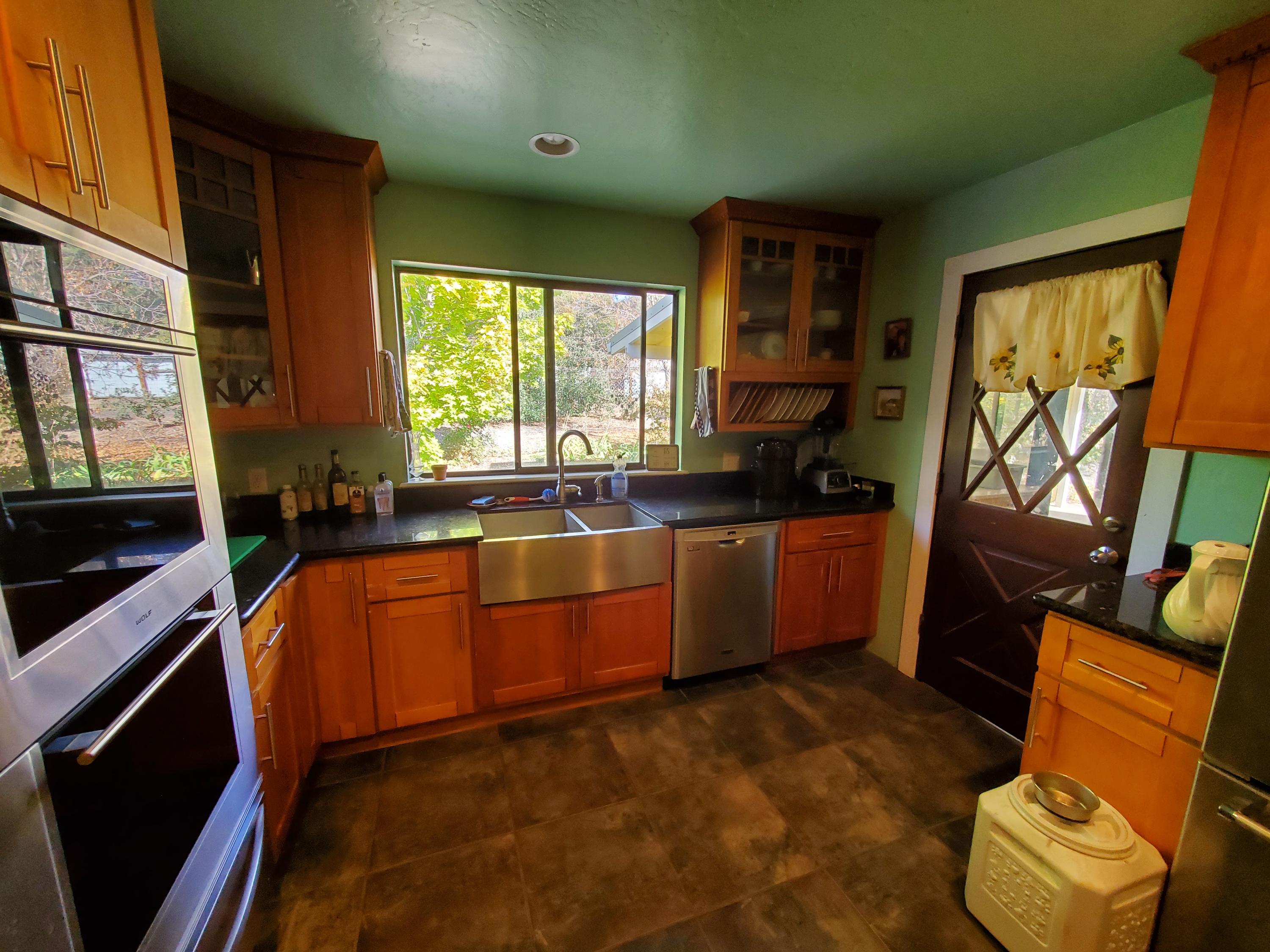 830 Upper Applegate Road Jacksonville, OR 97530 - Photo 6 of 38 20201022_150753