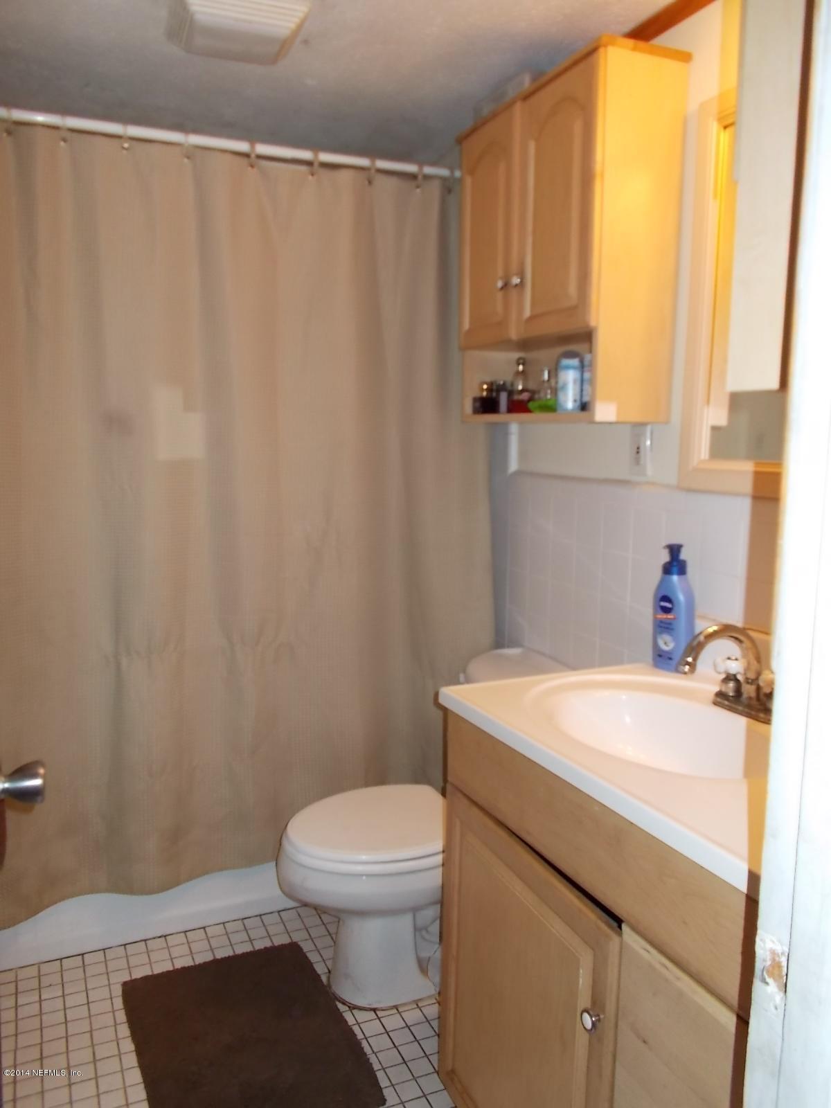 5727 Hurdia Road Jacksonville, FL 32244 - Photo 11 of 12 Bathroom