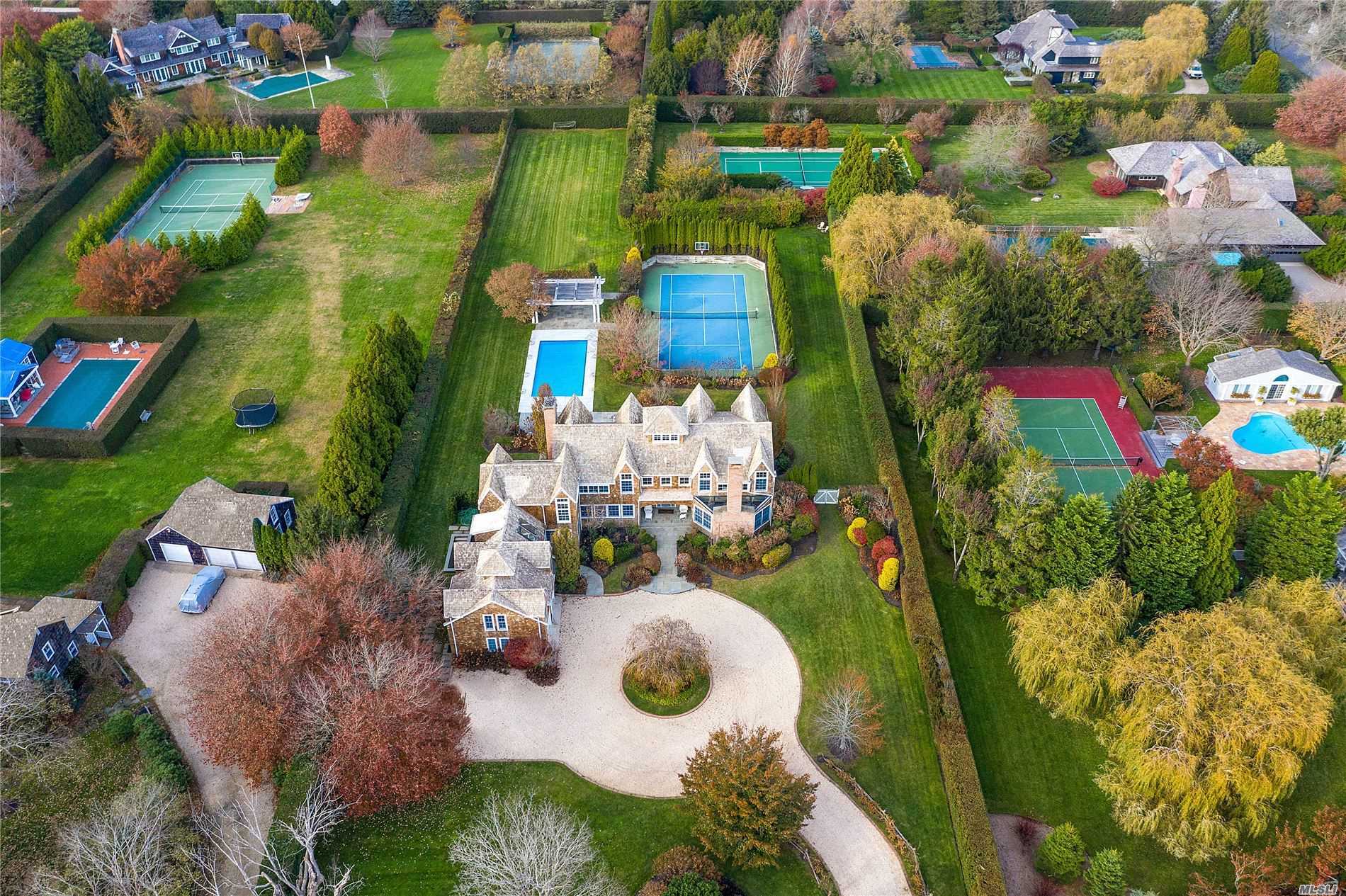 375 Wickapogue Road Southampton, NY 11968 - Photo 19 of 20