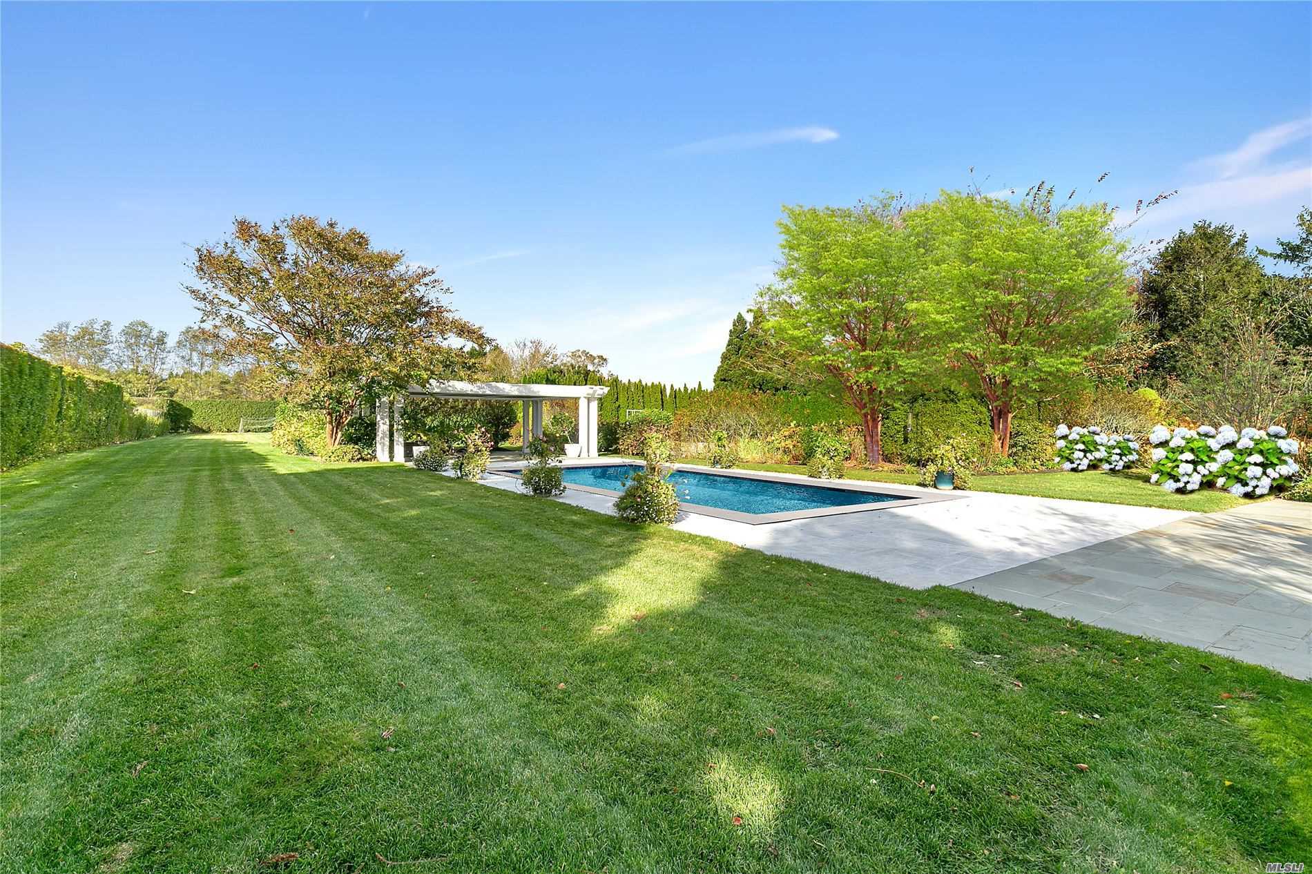 375 Wickapogue Road Southampton, NY 11968 - Photo 6 of 20