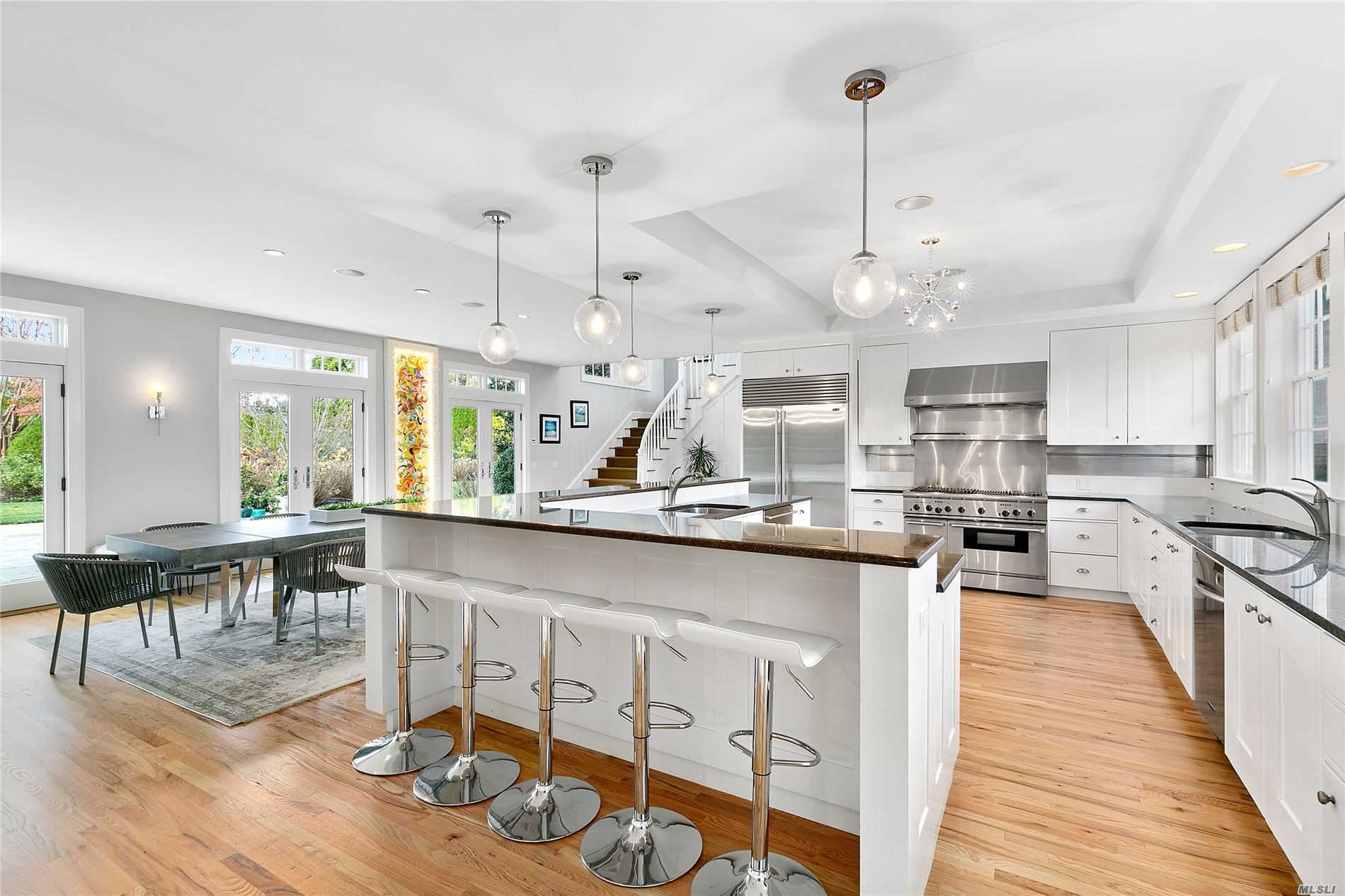 375 Wickapogue Road Southampton, NY 11968 - Photo 9 of 20