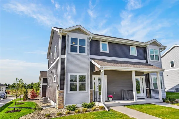 $380,000 | 2890 Wild Goose, Stoughton, WI 53589