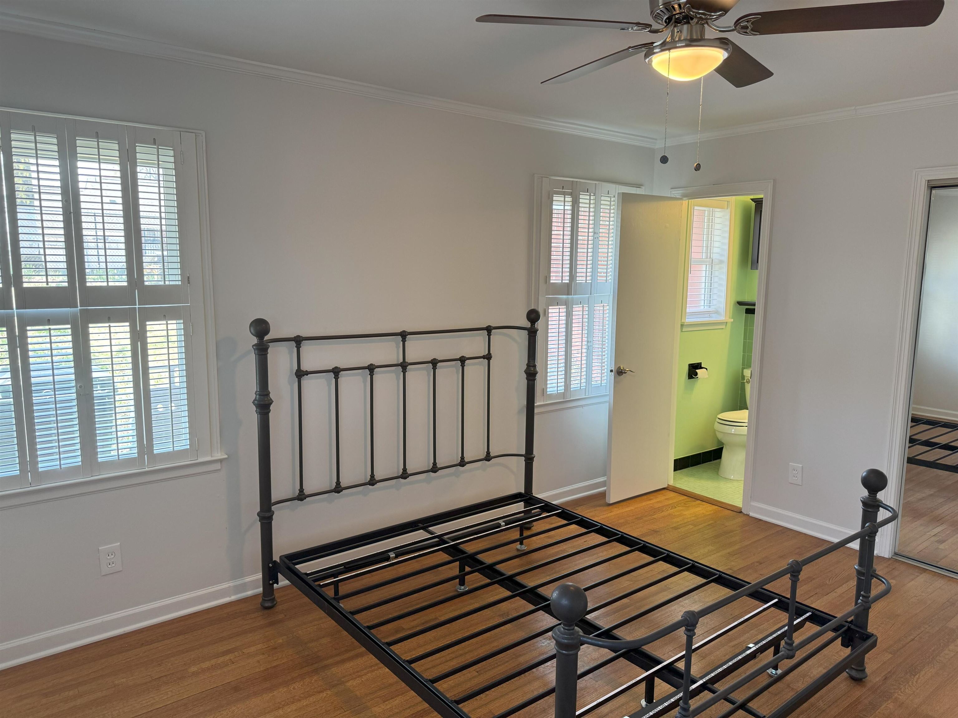 4803 Hummingbird Lane Memphis, TN 38117 - Photo 25 of 36 a bedroom with a bed and a window