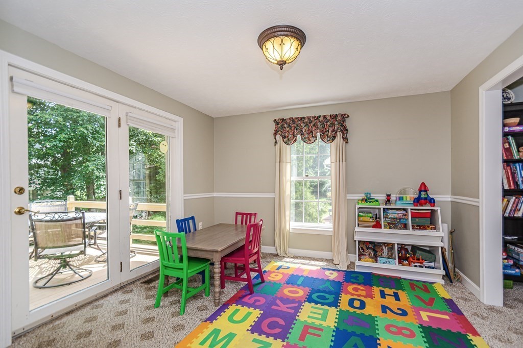 76 Stonegate Road, Unit 60 Chelmsford, MA 01824 - Photo 11 of 39