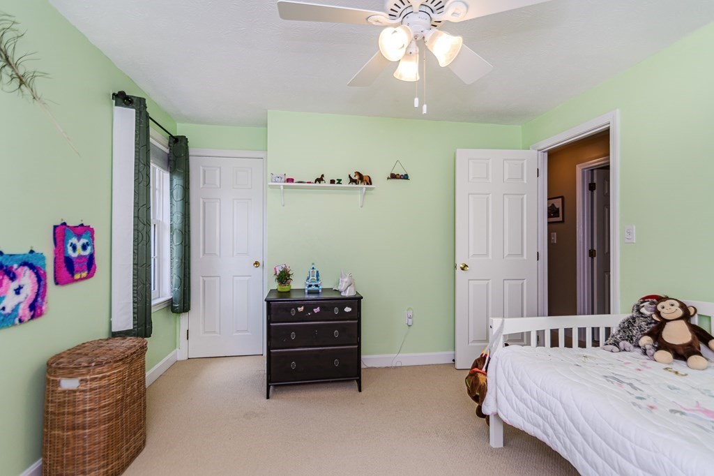 76 Stonegate Road, Unit 60 Chelmsford, MA 01824 - Photo 20 of 39