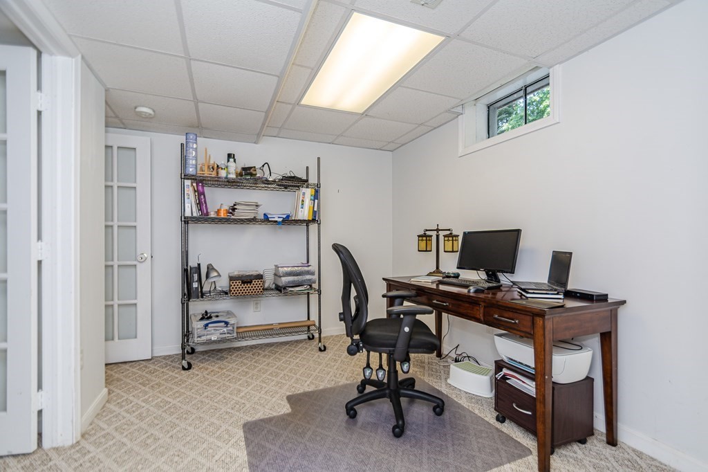 76 Stonegate Road, Unit 60 Chelmsford, MA 01824 - Photo 33 of 39