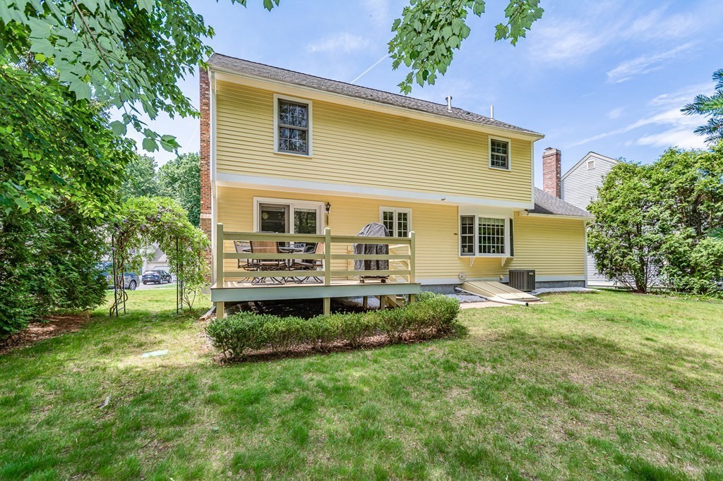 76 Stonegate Road, Unit 60 Chelmsford, MA 01824 - Photo 36 of 39