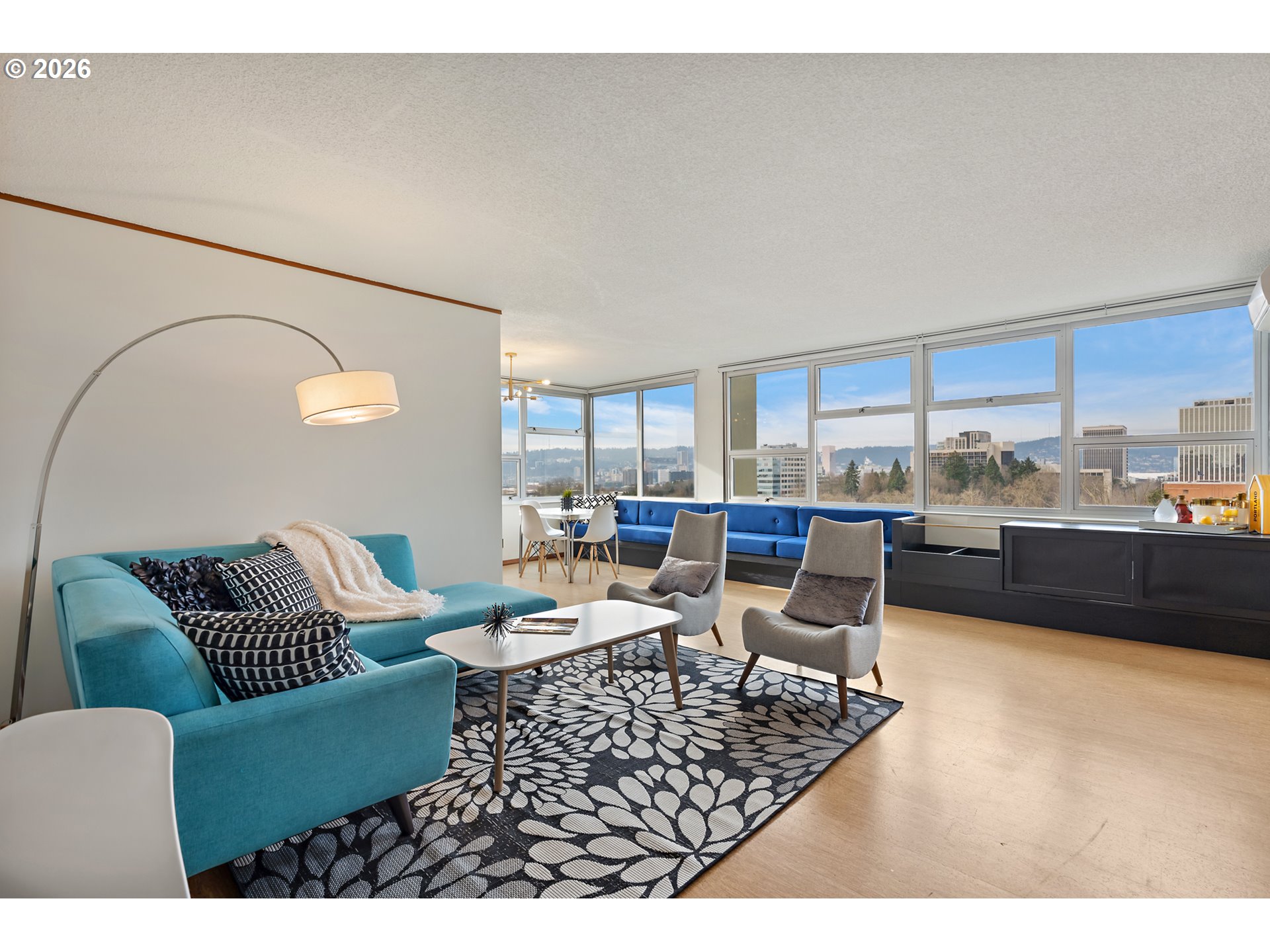 1220 Northeast 17th Avenue, Unit 8F Portland, OR 97232 - Photo 2 of 48