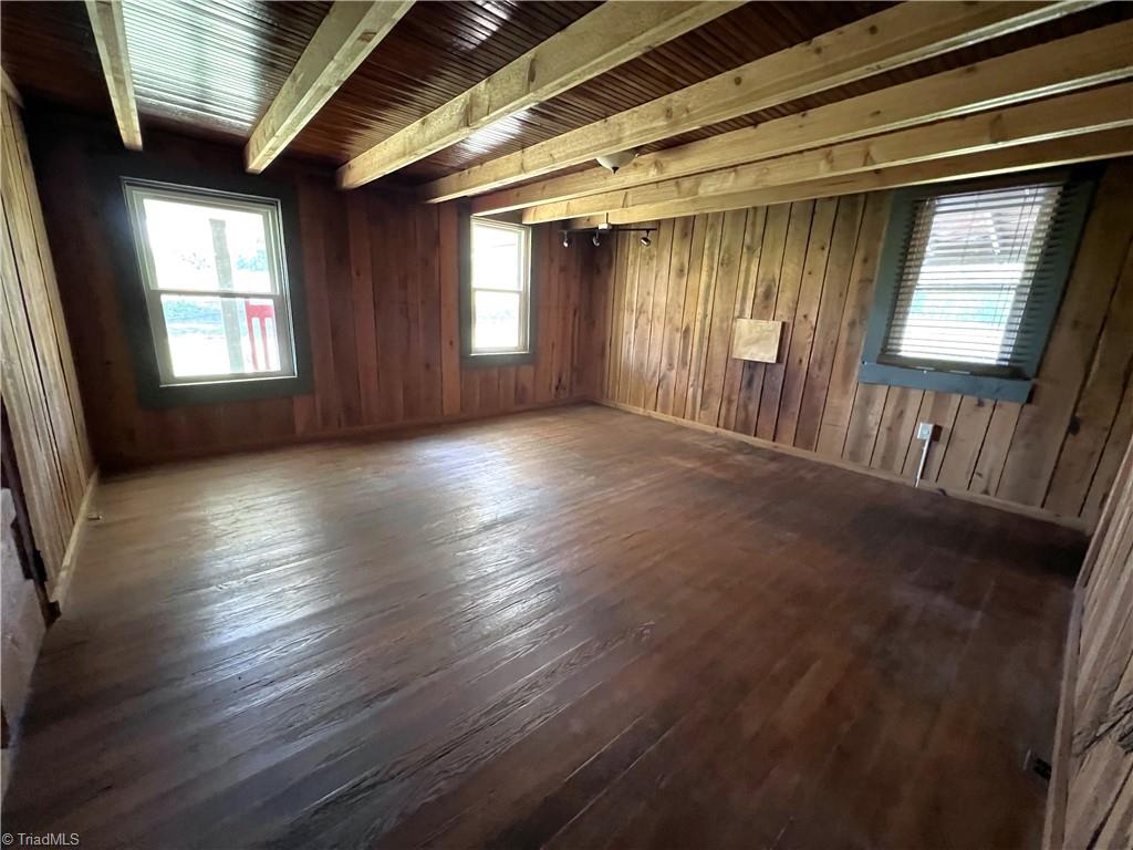 326 Tobacco Road Madison, NC 27025 - Photo 12 of 49 Gallery Image 12