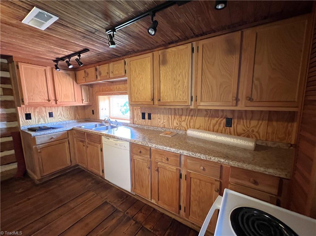 326 Tobacco Road Madison, NC 27025 - Photo 23 of 49 Gallery Image 23