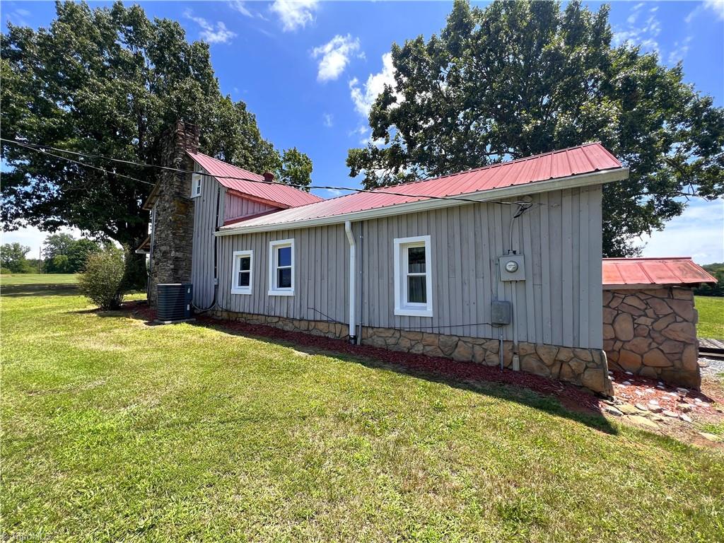 326 Tobacco Road Madison, NC 27025 - Photo 28 of 49 Gallery Image 28