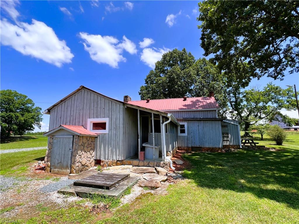 326 Tobacco Road Madison, NC 27025 - Photo 29 of 49 Gallery Image 29