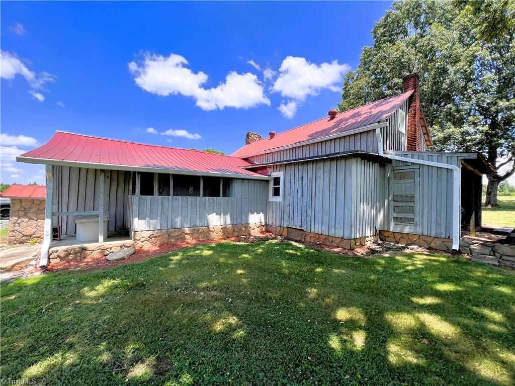 326 Tobacco Road Madison, NC 27025 - Photo 30 of 49 Gallery Image 30