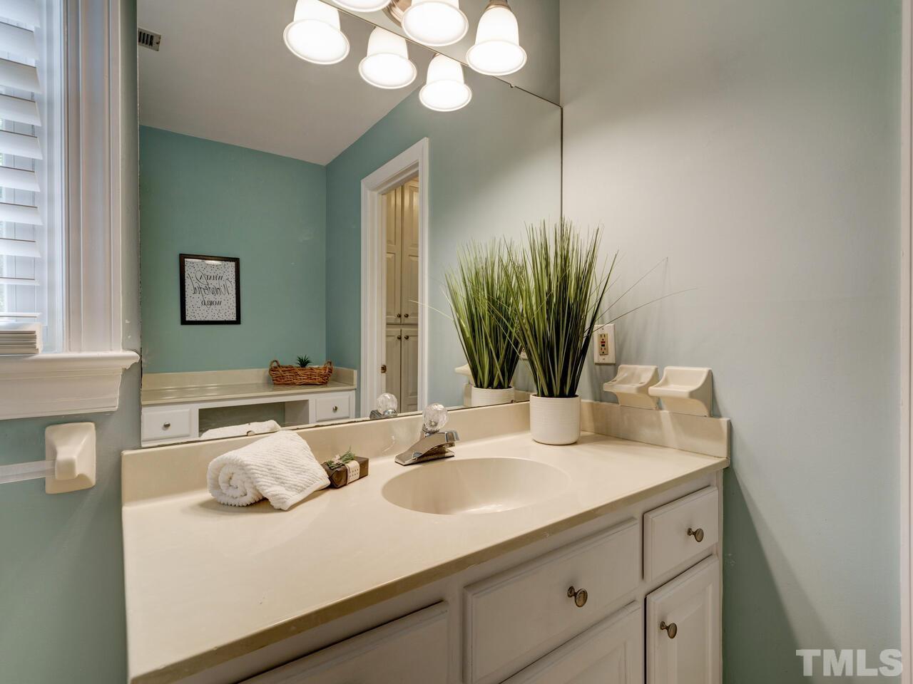 4207 Swarthmore Road Durham, NC 27707 - Photo 38 of 60 Gallery Image 38