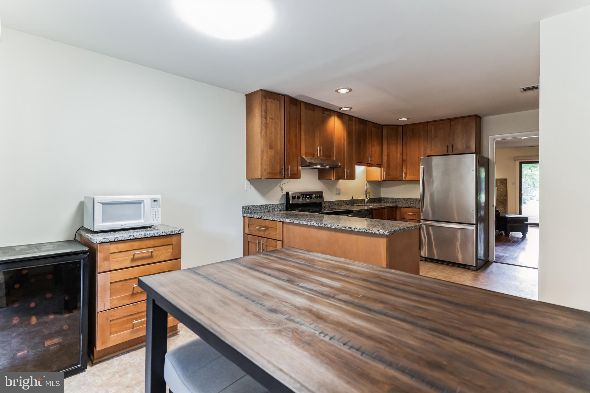 2045 Approach Lane Reston, VA 20191 - Photo 13 of 41 Gallery Image 13