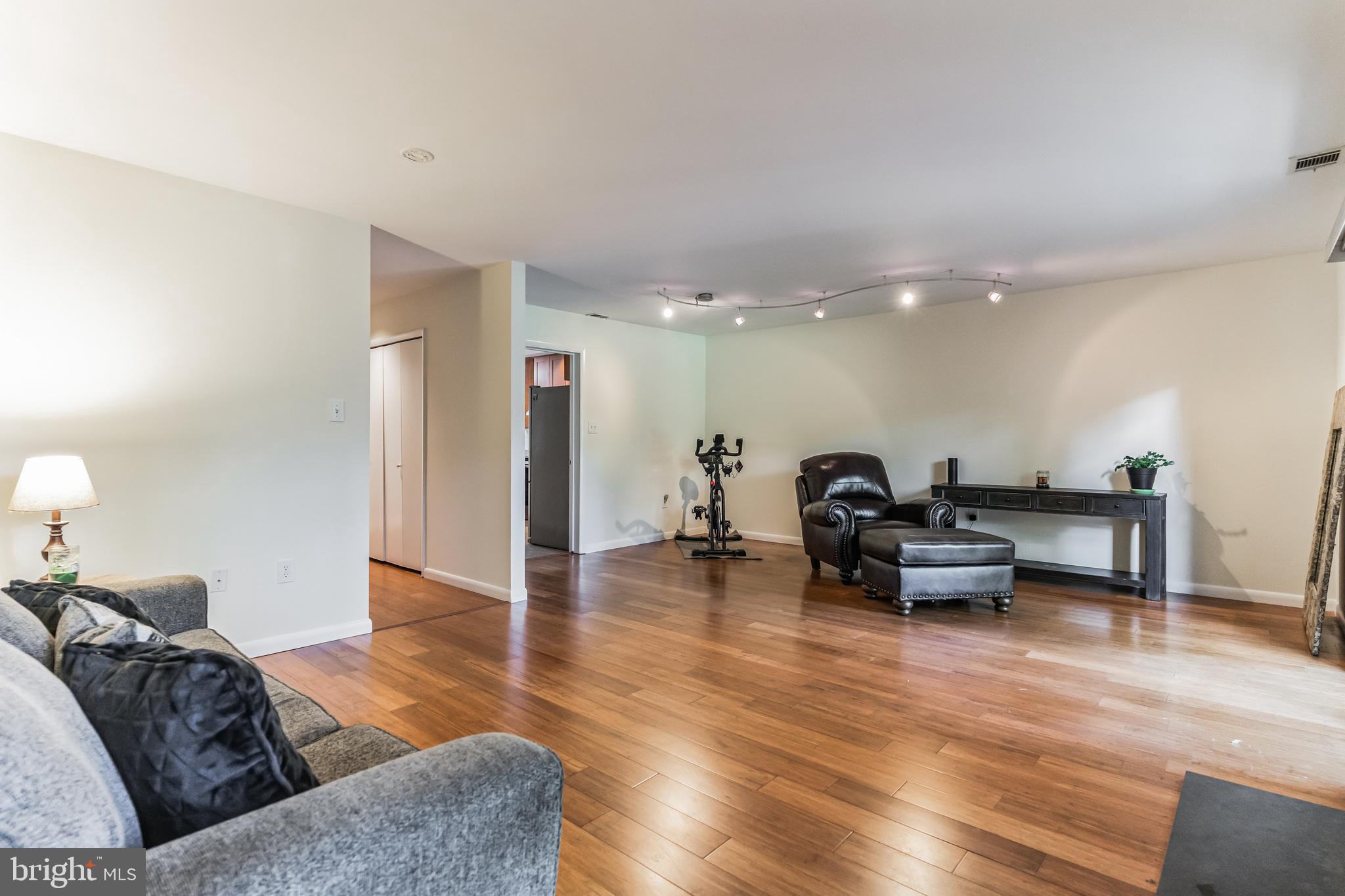 2045 Approach Lane Reston, VA 20191 - Photo 16 of 41 Gallery Image 16