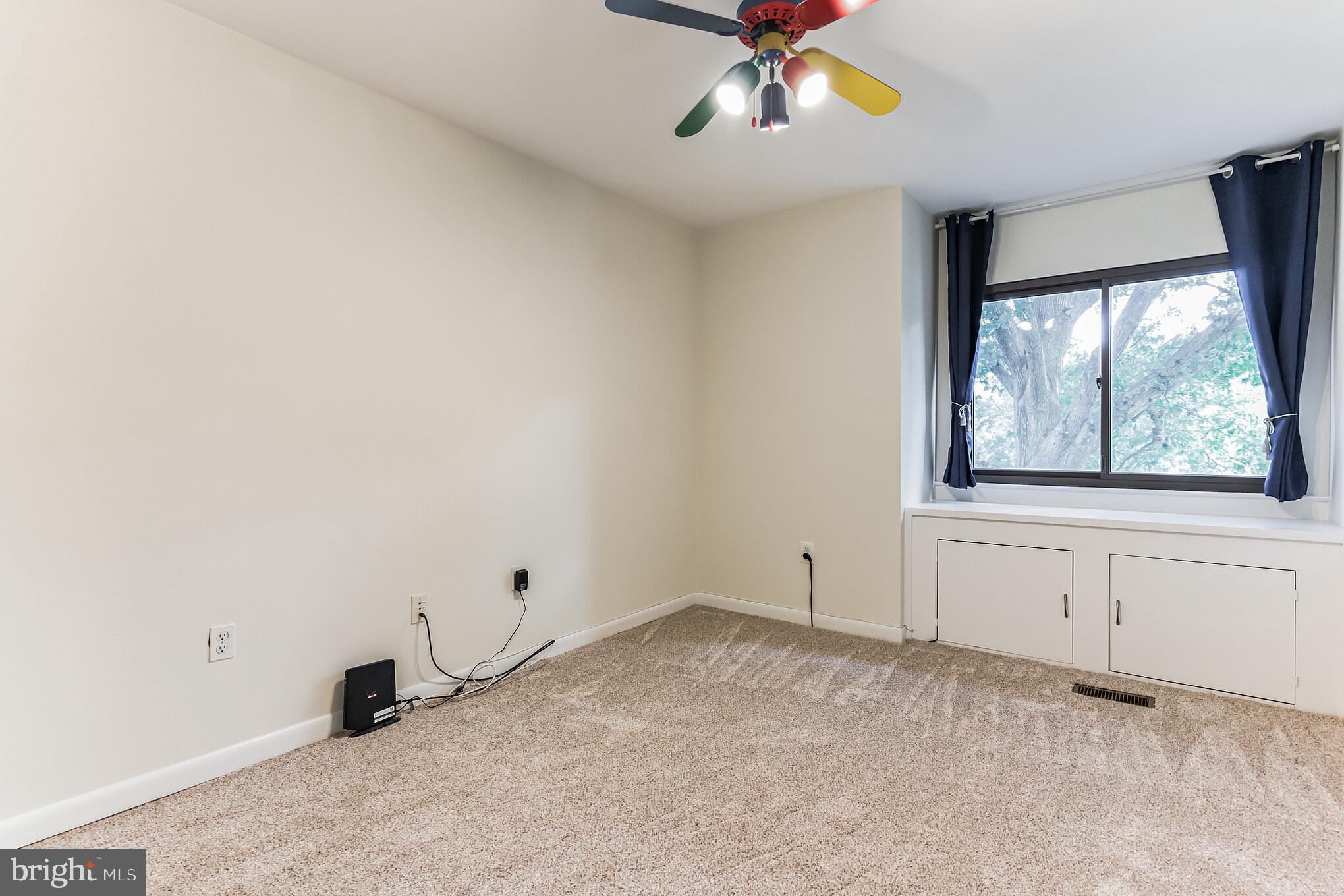 2045 Approach Lane Reston, VA 20191 - Photo 27 of 41 Gallery Image 27
