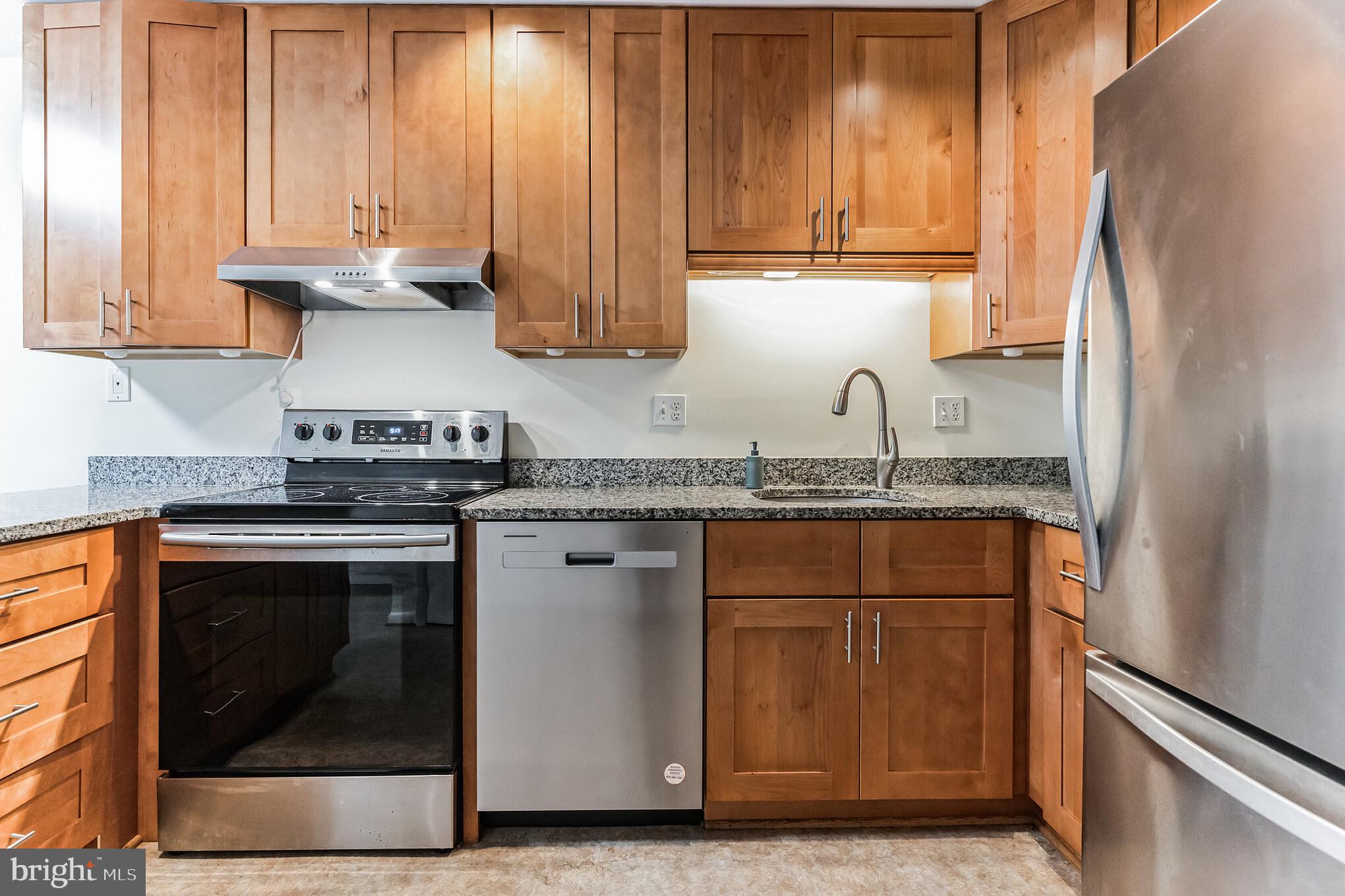 2045 Approach Lane Reston, VA 20191 - Photo 9 of 41 Gallery Image 9