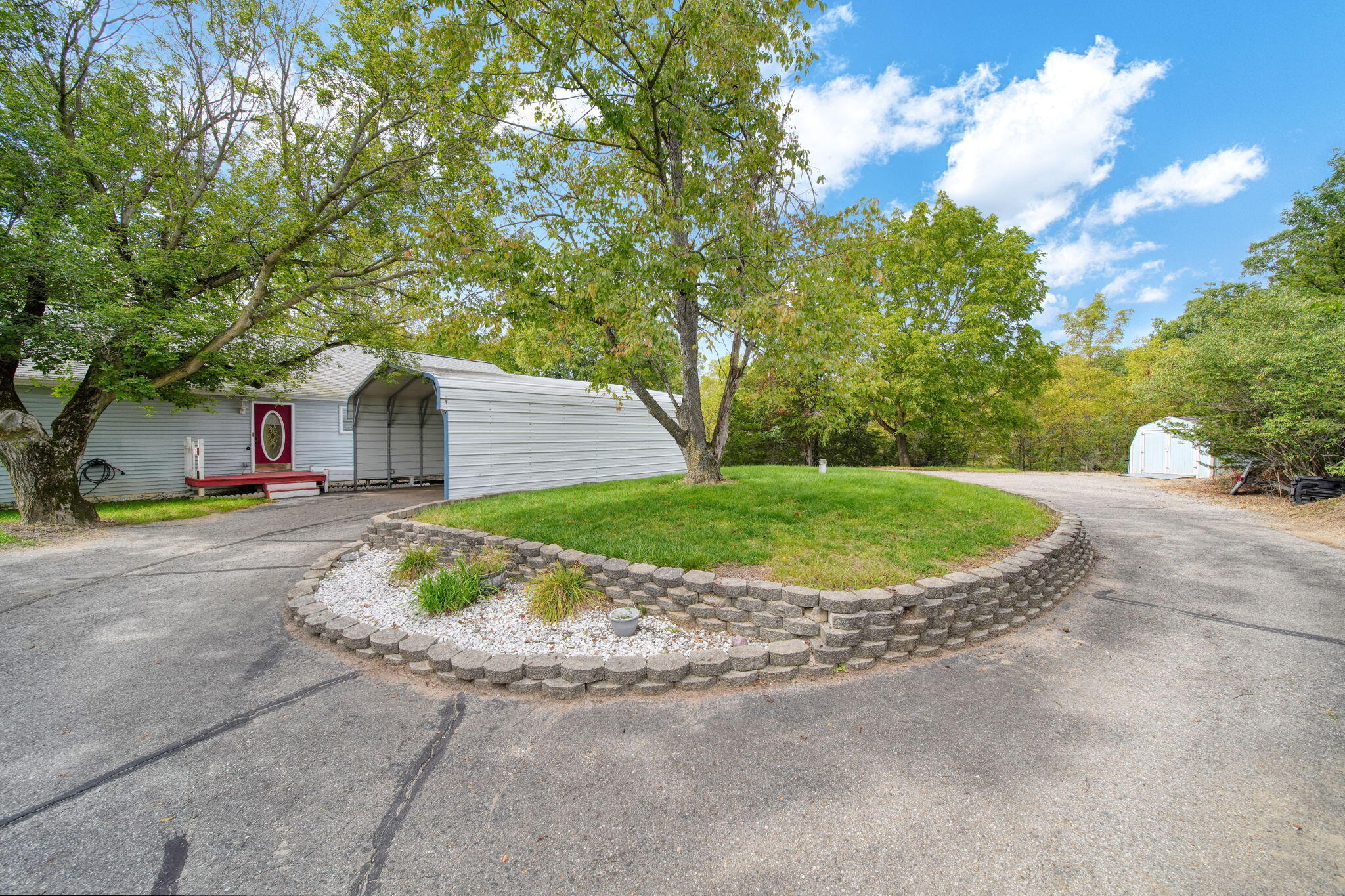 11250 Sharon Valley Road Brooklyn, MI 49230 - Photo 6 of 76 4-web-or-mls-DSC02094_HDR