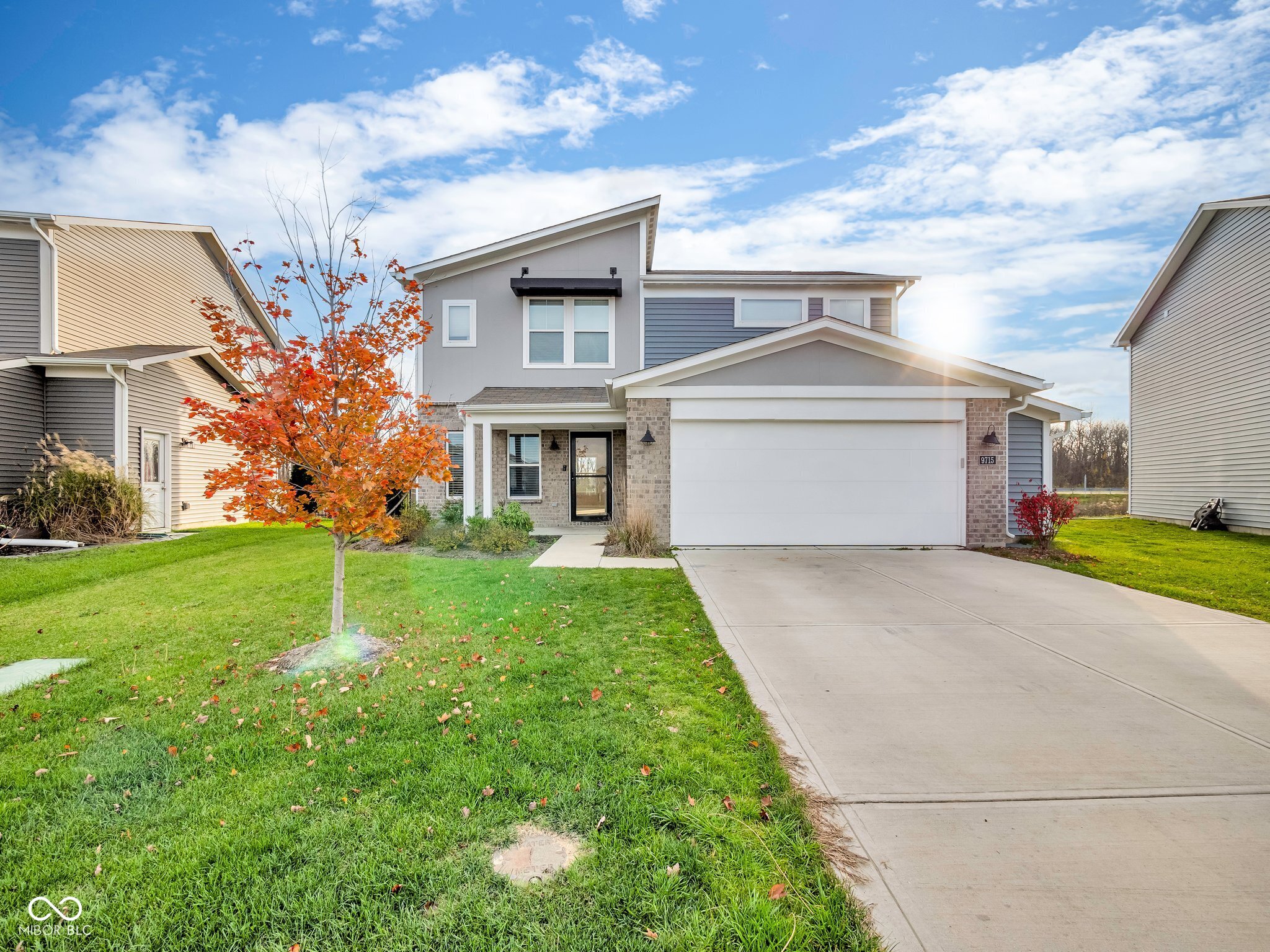 9715 Violet Circle Indianapolis, IN 46239 - Photo 1 of 27