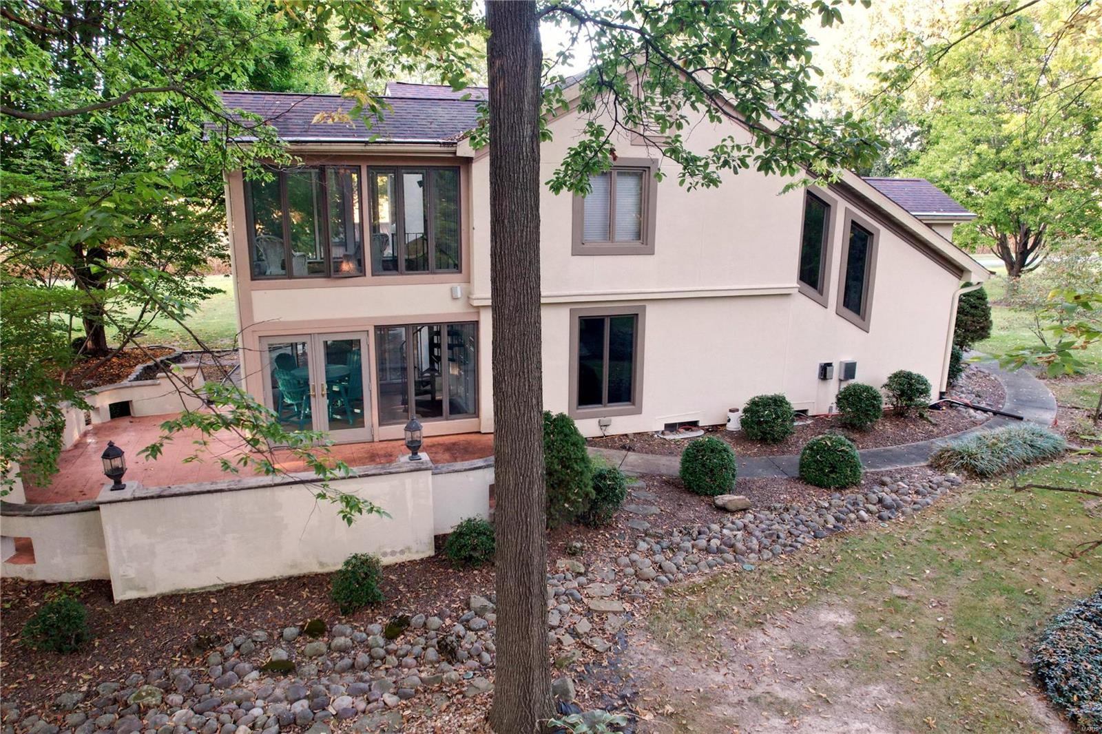 13853 Kayser Road Highland, IL 62249 - Photo 5 of 82