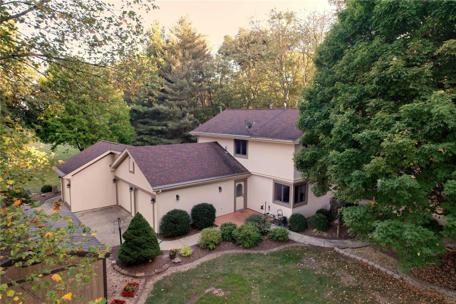 13853 Kayser Road Highland, IL 62249 - Photo 7 of 82