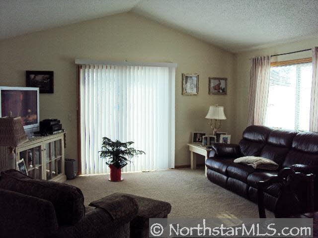 2006 Buffalo Run Road Buffalo, MN 55313 - Photo 2 of 10 Gallery Image 2