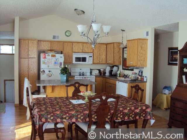 2006 Buffalo Run Road Buffalo, MN 55313 - Photo 4 of 10 Gallery Image 4